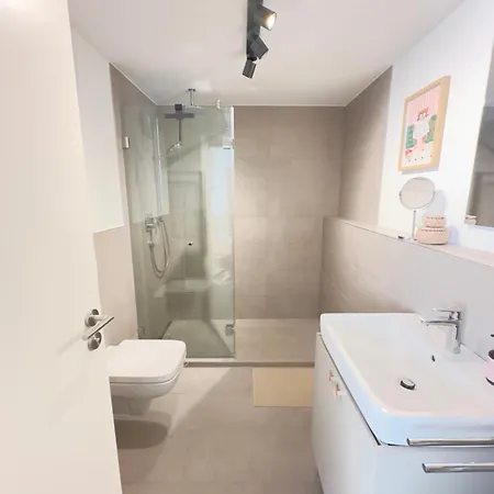 Whonap - Urban I Business I Zentral I Dachterrasse I Kueche Apartment Neckarsulm
