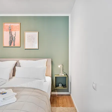 Whonap - Urban I Business I Zentral I Dachterrasse I Kueche Apartment *